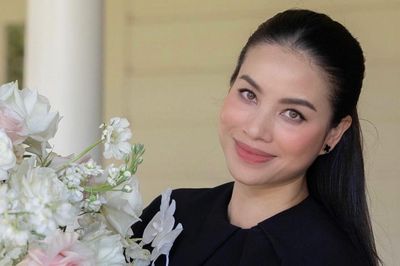 Hoa hậu Phạm Hương đón sinh nhật tuổi 35 ở Mỹ