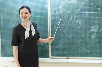 Cô giáo trẻ giỏi chuyên môn, hết lòng vì học trò