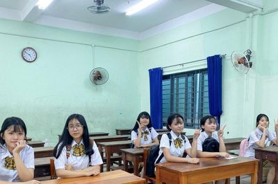 Bất cập không gian lớp học của học sinh trung học