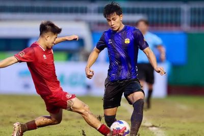 Hoàng Anh Gia Lai thất thủ trước Hải Phòng ngay trên sân Pleiku