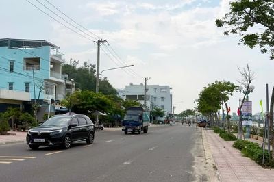Điều tiết giao thông trên đường Hoa Lư để tổ chức lễ hội "Sắc màu Hà Thanh"