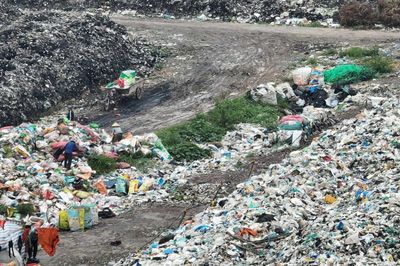 Bãi rác Đinh Văn trước áp lực quá tải