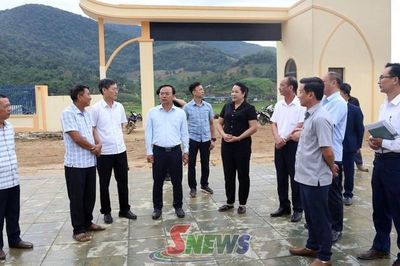 Đồng chí Phó Chủ tịch Thường trực UBND tỉnh kiểm tra tiến độ xây dựng và vận hành các trường nội trú biên giới