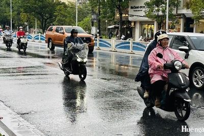 Cảnh báo dông lốc, sét và mưa lớn cục bộ