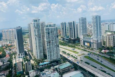 Bài 3: Ai sẽ làm nhà cho người thu nhập trung bình?