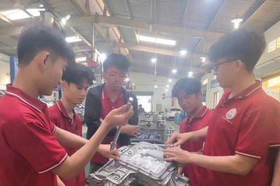 TP. Hồ Chí Minh: Đẩy mạnh phong trào học tập suốt đời trong công nhân lao động tại các doanh nghiệp