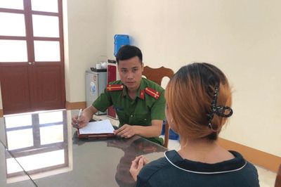 Tuyển người làm ở quán karaoke: Khi môi giới việc làm biến thành đường dây mua bán người