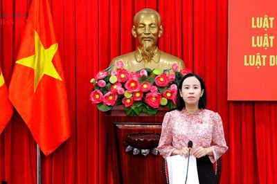 Đoàn ĐBQH TP. Hồ Chí Minh góp ý sửa các luật trong lĩnh vực y tế