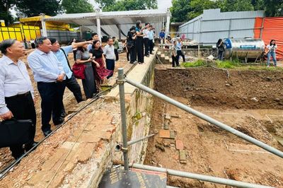 Thêm nhiều tư liệu mới về khu vực điện Kính Thiên