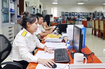 Đẩy mạnh chuyển đổi số, hỗ trợ người nộp thuế