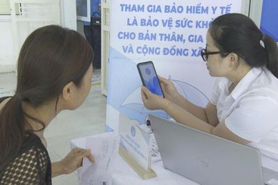 Chính sách bảo hiểm y tế đối với sinh viên hộ khẩu xã an toàn khu