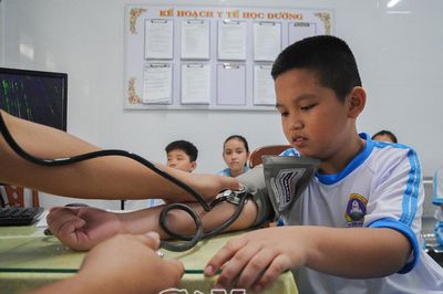 Chăm sóc sức khoẻ học sinh từ gốc