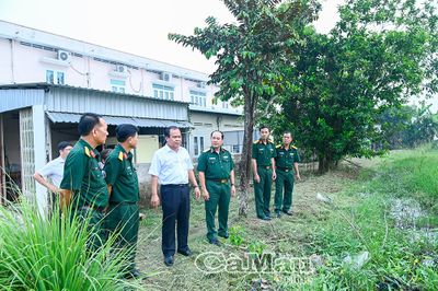 Phó Chủ tịch UBND tỉnh Nguyễn Minh Luân khảo sát Bệnh viện Quân - Dân y Cà Mau