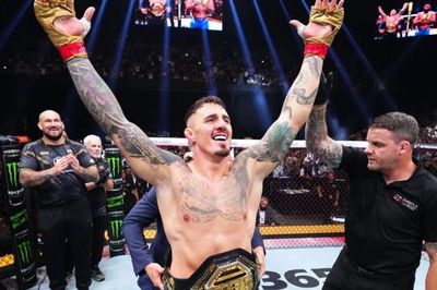 Tom Aspinall từ bỏ đai vô địch UFC Heavyweight vì chấn thương mắt