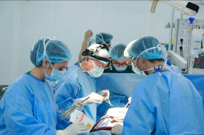Nhịp tim còn 27 lần/phút, người đàn ông không dám ngủ vì sợ không tỉnh lại