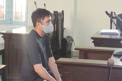 Lùi ngày xét xử tài xế xe tải gây tai nạn khiến nữ sinh Vĩnh Long tử vong
