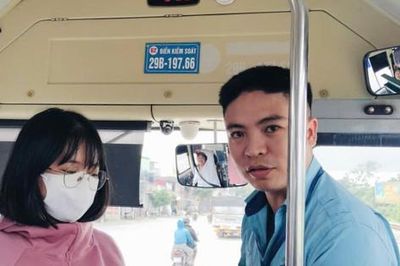 Hành động đẹp của nhân viên xe buýt