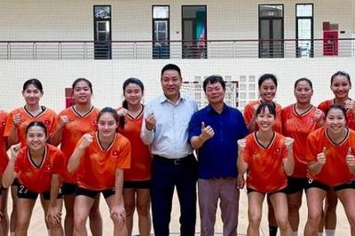 ASIAD 20: Bóng ném nữ Việt Nam háo hức trong lần đầu tham dự