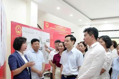 Lắng nghe ý kiến nhân dân từ những điểm trưng bày quy hoạch