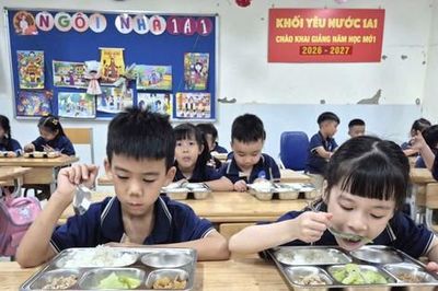 Bữa ăn bán trú của học sinh Hà Nội: Tiếp tục kiểm tra, giám sát từng khâu