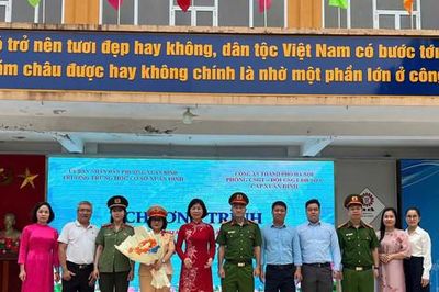 Xuân Đỉnh ra mắt mô hình 'Trường học văn minh - Cộng đồng gắn kết'