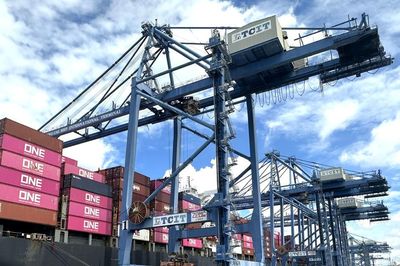 TP Hồ Chí Minh: Kết nối cảng biển, nâng sức cạnh tranh logistics