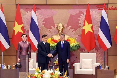 Thủ tướng hội kiến Nhà vua và Hoàng hậu Thái Lan