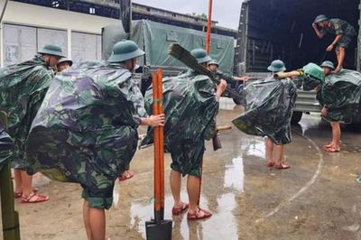 Toàn quân chủ động ứng phó mưa lớn, ngập lụt, lũ quét, sạt lở đất