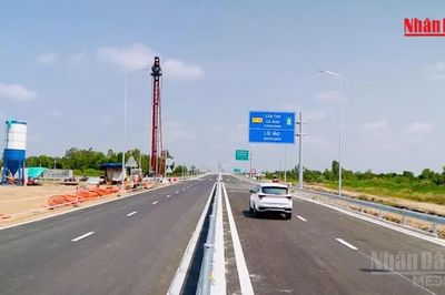[Video] Chưa thu phí cao tốc Cần Thơ - Cà Mau