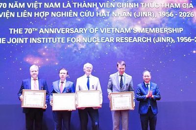 Kỷ niệm 70 năm Việt Nam là thành viên chính thức Viện Liên hiệp nghiên cứu hạt nhân (JINR)
