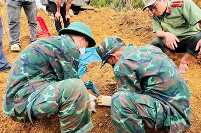 Quảng Ngãi: Tìm thấy 6 hài cốt liệt sĩ từ thông tin nhân chứng cung cấp