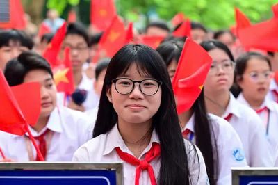 Bộ GD-ĐT: Việc điều chỉnh chương trình, sách giáo khoa được thực hiện tổng thể, có lộ trình