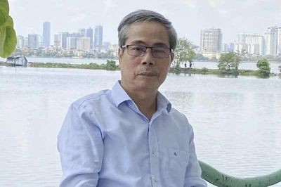 Đề xuất xây Khải Hoàn Môn: Cẩn trọng với nơi 'lắng hồn núi sông'