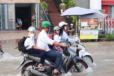 Ngành Giáo dục Cần Thơ triển khai giải pháp ứng phó triều cường, mưa bão