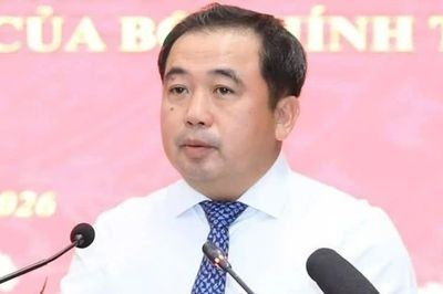 Lắng nghe trí tuệ nhân dân khi điều chỉnh quy hoạch sông Hồng và Hồ Gươm