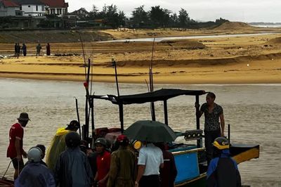 Sét đánh tử vong ngư dân đang đánh cá cách bờ khoảng 1 hải lý