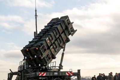 Ông Trump nêu điều kiện cấp phép cho Ukraine tự sản xuất tên lửa Patriot