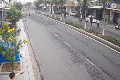 Bắt giữ nhóm người nước ngoài dàn cảnh trộm vàng sau 1 giờ gây án
