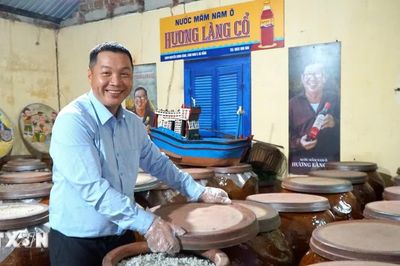 Đà Nẵng: Thạc sỹ IT và hành trình tìm lại hương vị làng mắm cổ truyền Nam Ô