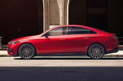 Mercedes-Benz CLA200 Hybrid ra mắt: Công suất 184 mã lực, siêu tiết kiệm xăng, giá gần 1,8 tỷ đồng