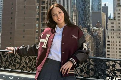 Jisoo (BLACKPINK) khoe thần thái cuốn hút với ảnh đen trắng