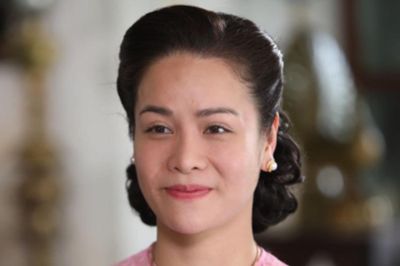 Mừng vì Nhật Kim Anh đã dũng cảm đi tìm hạnh phúc ở tuổi U50