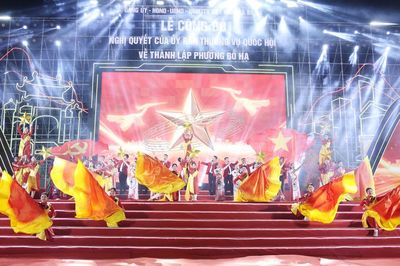 Rực rỡ sắc màu văn hóa hướng về ngày hội lớn