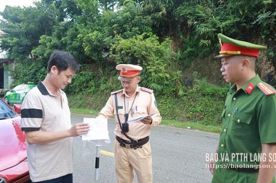 Phối hợp đảm bảo an toàn giao thông