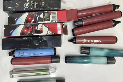 Cấm toàn diện thuốc lá điện tử, thuốc lá nung nóng