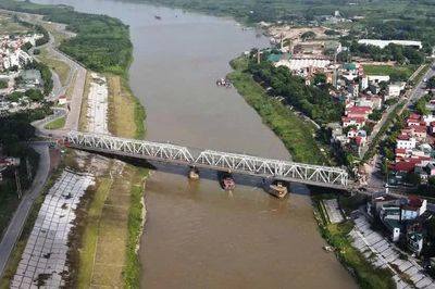 Hạn chế giao thông 2km trên sông Đuống trong ngày 16/9