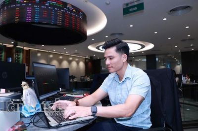 Chứng khoán ngày 15/9: Lực cầu trở lại, VN-Index lấy lại mốc 1.800 điểm