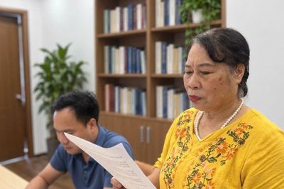 Hội đồng khoa học Viện Nghiên cứu Văn hóa và Phát triển góp ý hoàn thiện đề tài về dấu tích mộ Nữ sĩ Hồ Xuân Hương