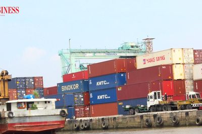 Thông quan hàng nhập: Một lô hàng không thể mắc kẹt ở nhiều 'cửa'