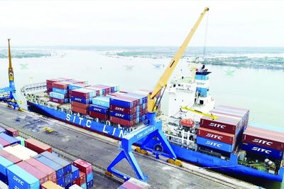 Liên kết, mở cực tăng trưởng mới cho miền Trung